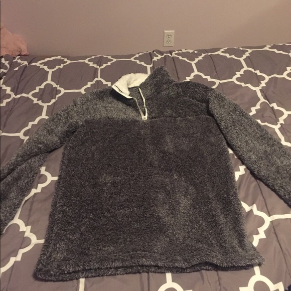 Furry quarter zip - Picture 1 of 1